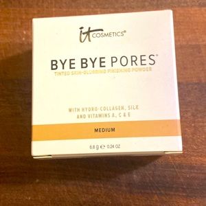 It cosmetics finishing powder